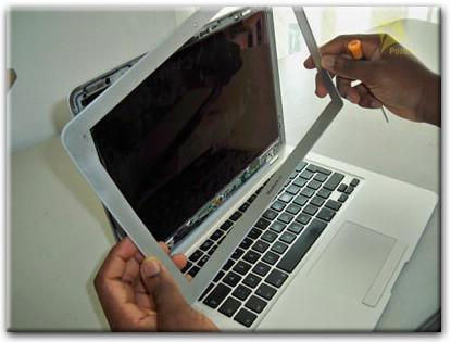 Замена экрана Apple MacBook в Орле